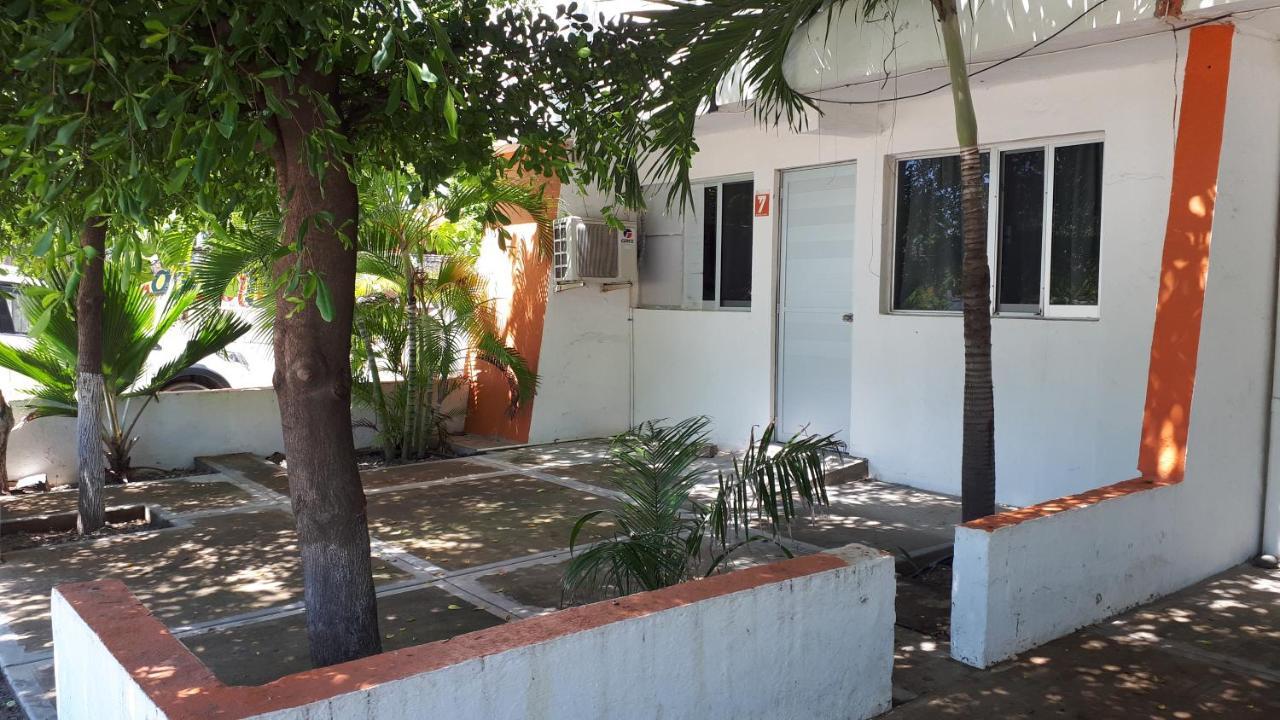 Bungalows Delfin Hotel Playa Azul Luaran gambar