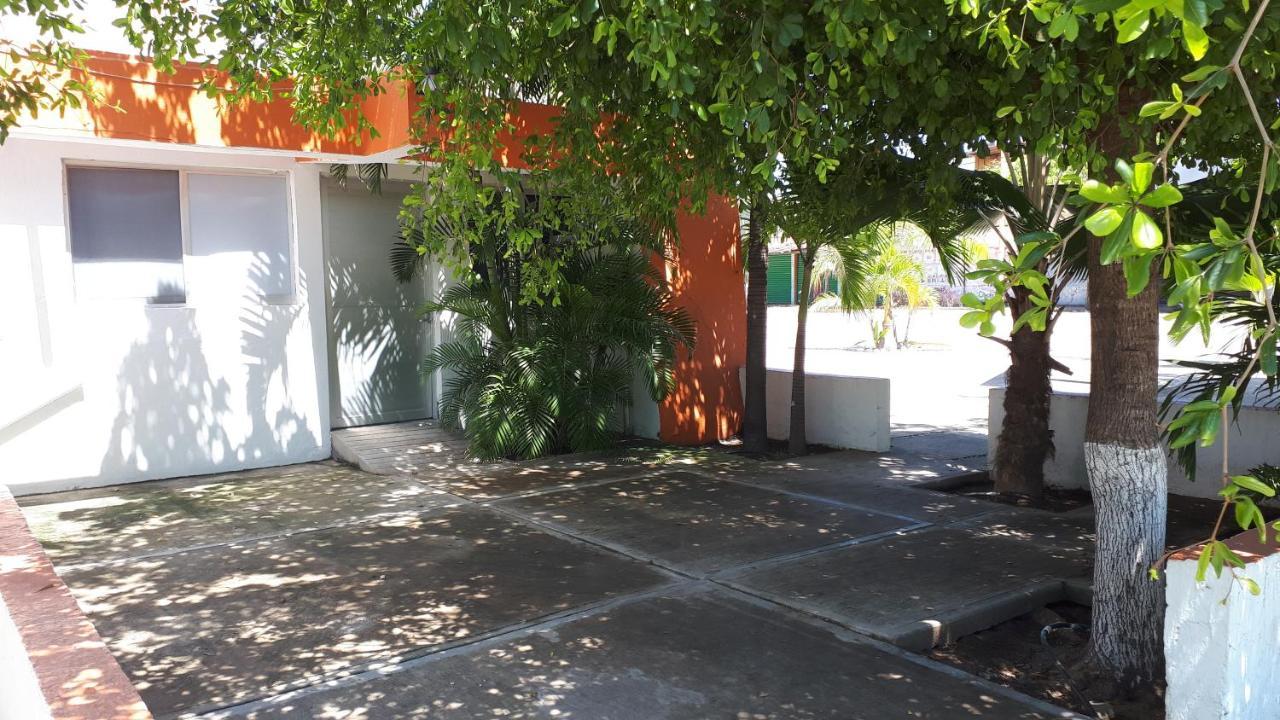Bungalows Delfin Hotel Playa Azul Luaran gambar